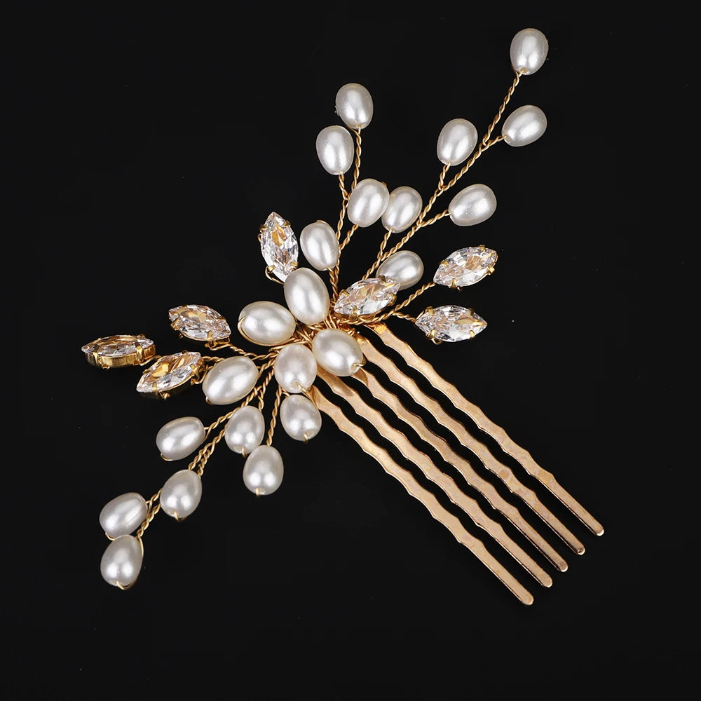 Pearl and Zircon Bridal Hair Comb, Vintage Wedding Headpiece for Brides and Bridesmaids